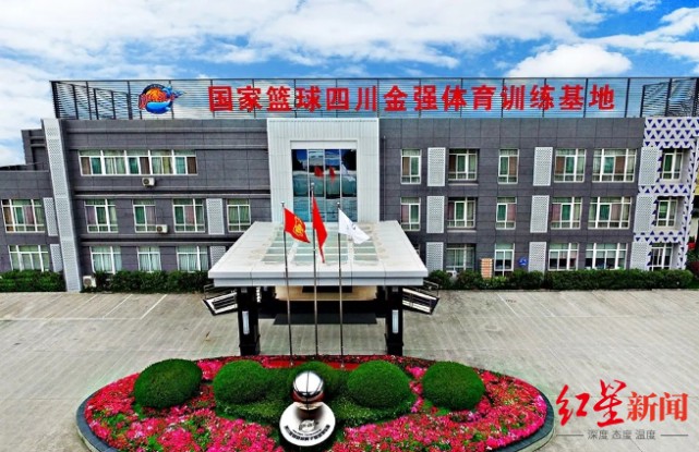 如何借助专业篮球教练提升个人声誉_1