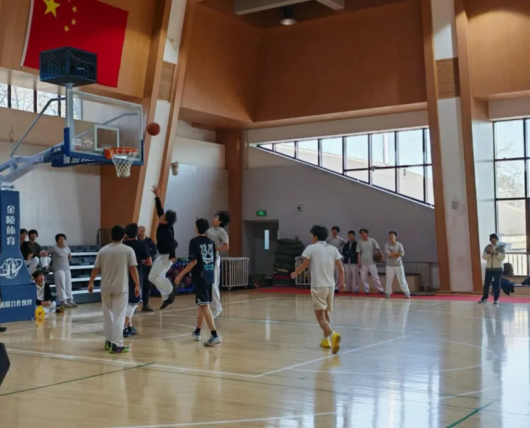 如何借助专业篮球教练提升个人声誉_1